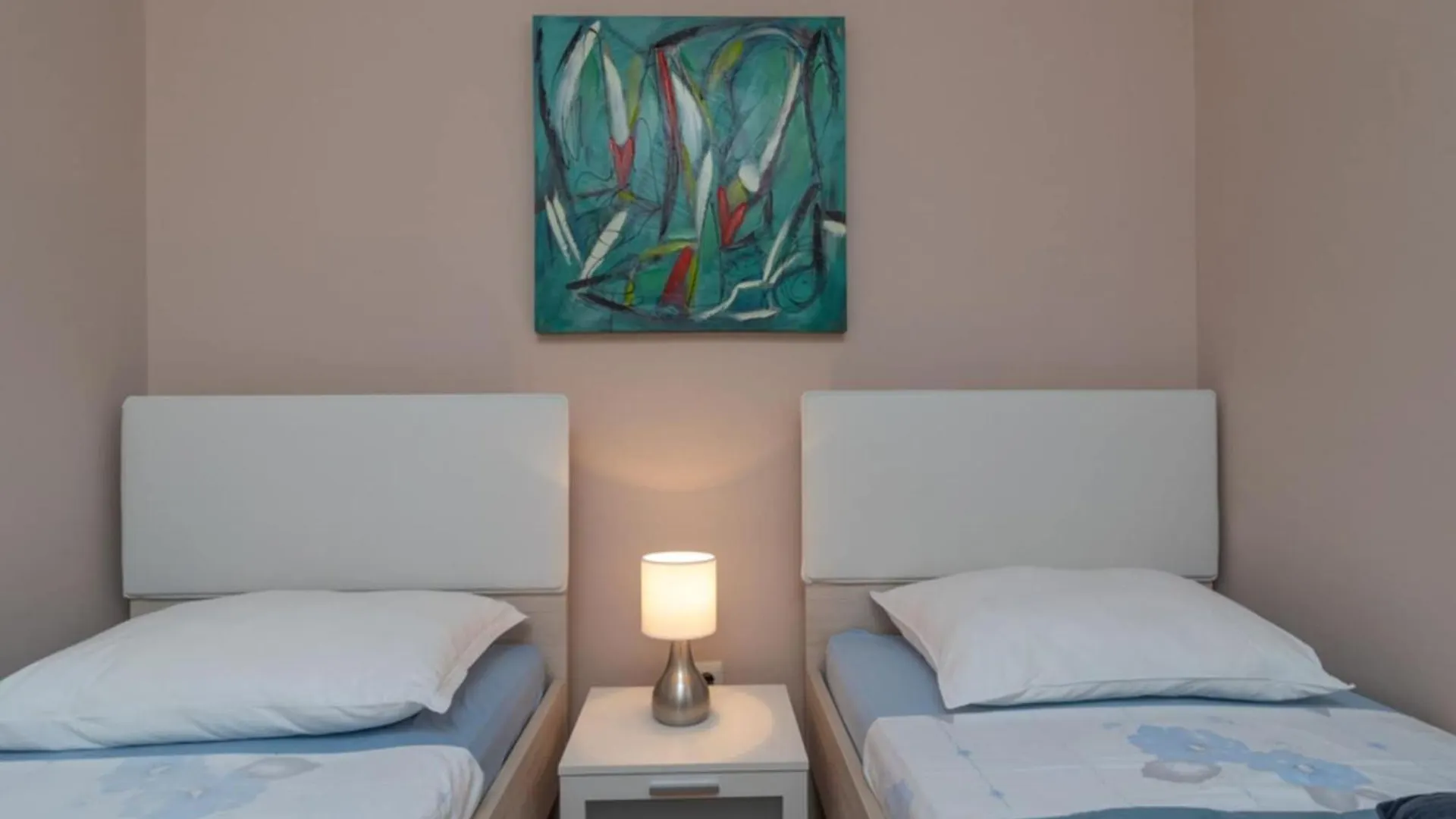 Apartment Villa Daniela - Three Bedroom Apartment With Terrace Trogir Croácia
