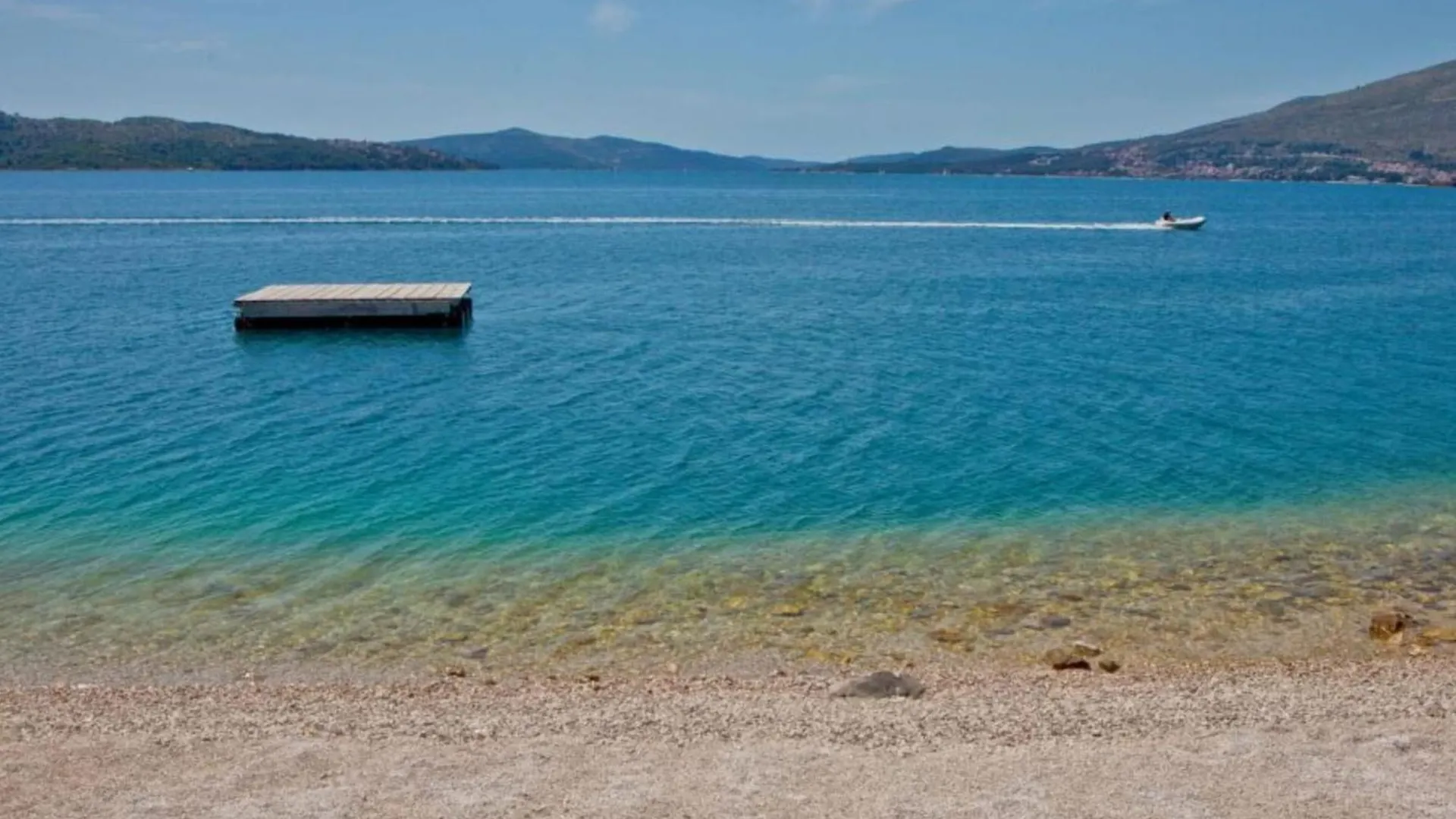 Apartment Villa Daniela - Three Bedroom Apartment With Terrace Trogir
